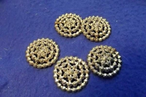 5 White Metal Pierced Buttons (982) - Picture 1 of 3