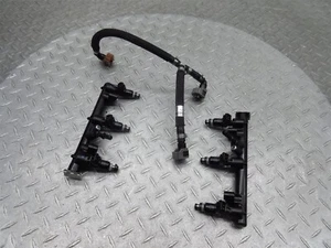 2014 13-17 Triumph Daytona 675 675R Fuel Gas Petrol Injector Nozzle Rail Pipe - Picture 1 of 9