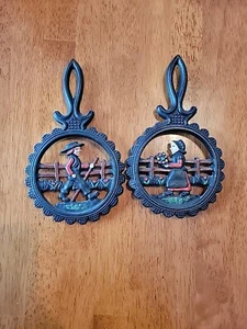 Vintage Dalecraft Set of 2 Amish Man & Woman Cast Iron Trivets 8 1/2" VGC - Picture 1 of 6