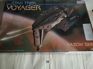 KAZON SHIP, STAR TREK, VOYAGER, VINTAGE, MONOGRAM, MODEL KIT OPEN BOX SEALED BAG - Picture 1 of 15