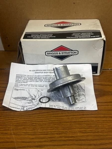 Briggs and Stratton 7061276YP Driven Disc Hub Kit NOS For Snapper 61276/7017073 - Picture 1 of 6