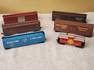 HO Scale Lot of 6 Assorted Rolling Stock Cars (6) - Picture 1 of 14