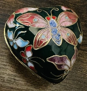 Vintage CLOISONNÉ Enamel Trinket Box Heart Shape Floral Butterfly Design - Picture 1 of 6
