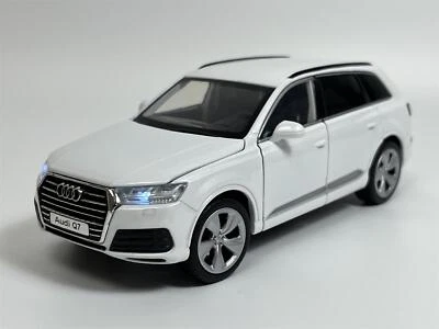 Audi Q7 Bianco LHD 1:3 2 Scala Tayumo 32140026 - Immagine 1 di 4