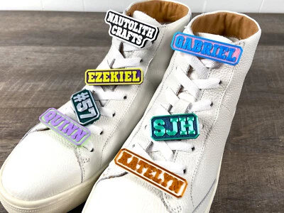 Nombre Personalizado Cordón Dije - Texto Personalizado Deporte Letra Números Tenis Etiqueta Foto 1 de 4