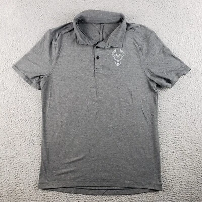 Camisa polo masculina Lululemon M cinza Milwaukee Bucks basquete NBA Athleisure academia - Imagem 1 de 4