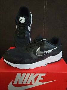 nike shoes with buckle