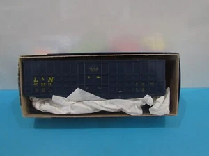 HO Scale Roundhouse 1802 Waffle BoxCar Kit L&N RH4322 - Bild 1 von 4