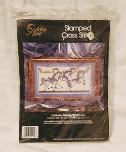 Candamar Designs gestempelt Kreuz Set Karussell Pferd 20409 - Bild 1 von 3