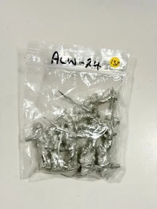 Rollenspiel Miniaturen Metall Figuren evtl. Wargames Foundry - NEU & UNBEMALT - Bild 1 von 4