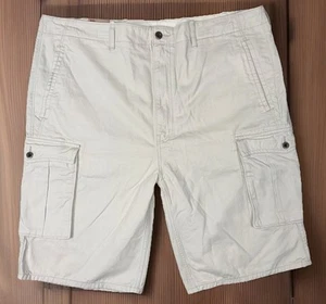 NWT Levis Cargo I Shorts Men 42 Beige Flap Pocket Cotton Long 11" Inseam Relaxed - Picture 1 of 11