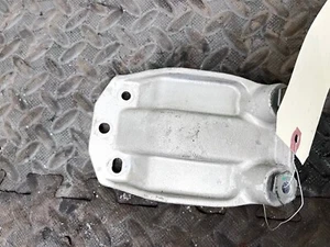 17-22 ASTON MARTIN DB11 STEERING COLUMN SUPPORT MOUNT BRACKET HOLDER OEM - Picture 1 of 3