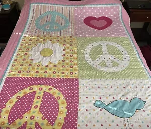 Peace Patchwork Quilted Twin Bedspread Pink Yellow Blue Circo Girls 62x86" - Picture 1 of 9