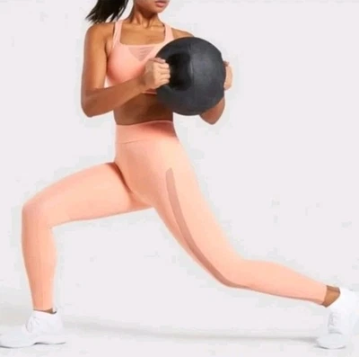 Gymshark 脉冲网杏橙色打底裤,尺寸 S,不完美  — 第 1/4 张图片