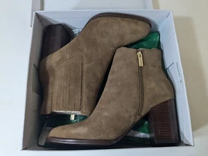 NEW Tommy Hilfiger US 8.5 M Dover Ankle Boots Bootie Brown Suede Block Heels - Picture 1 of 4