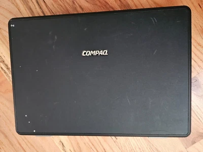 Portátil Compaq Presario V2000 1 GB de RAM ¡Sin probar! Foto 1 de 3