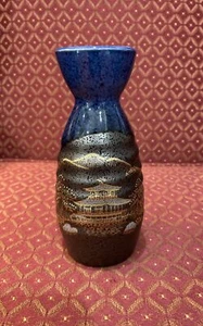 Japanese Small Saki Pitcher ~ Cobalt Blue Black Dip Gold~ Approximately 5.5” - Picture 1 of 7