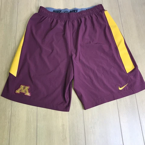 Minnesota Golden Gophers Nike Athletic Shorts Men's Maroon/Gold  Sz XL Cover