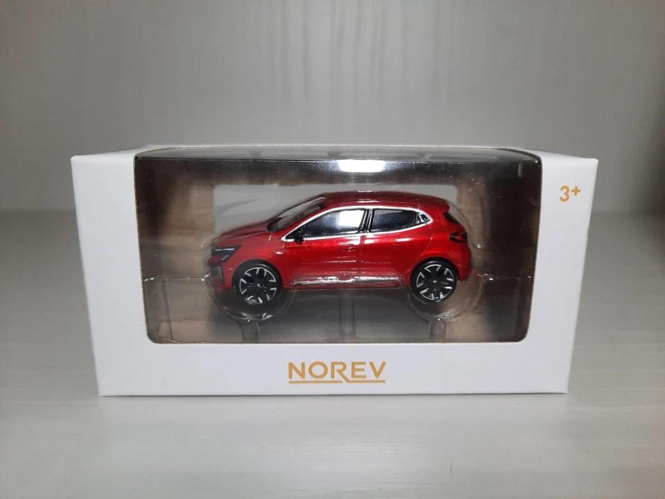 Modellino Statico Renault Clio (2024) Norev Auto Rosso Scala 1:64 - Immagine 1 di 1
