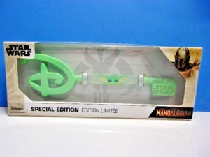 Disney Store Star Wars the Mandalorian the Child Special Edition Sammelschlüssel - Bild 1 von 4