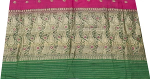 Sushila Vintage Green Sari Remnant Scrap 100% Pure Silk Zari Woven Craft Fabric - Picture 1 of 5
