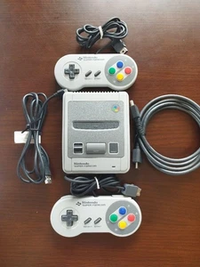 Nintendo Super Famicom Mini Konsole + 2 Controller & Kabel gebraucht - Bild 1 von 5