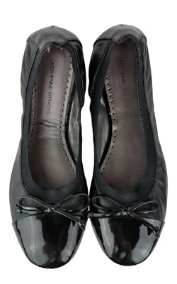 Pisos de ballet Adrienne Vittadini Verona negros elásticos cómodos charol 6,5 Foto 1 de 4