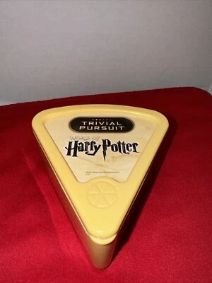 HASBRO’s 2003 Wonderful World of HARRY POTTER TRIVIAL PURSUIT GAME - Image 1 of 4