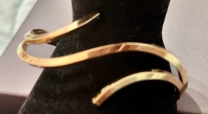 Unique Baublebar Gold Cuff Bracelet - Picture 1 of 10