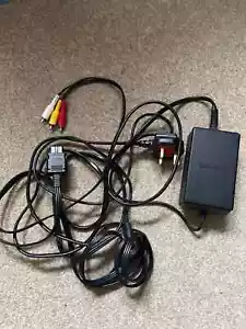 *OFFICIAL* NINTENDO Gamecube AV Cable AND OFFICIAL Power Cable Supply PAL UK - Picture 1 of 4