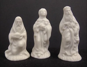 White Bisque Porcelain Nativity 3 Figurines Wizemen Small 2"-2.5" - Picture 1 of 4