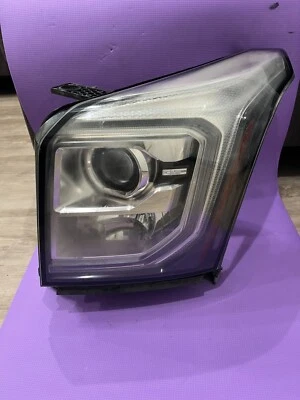 15-20 GMC YUKON XL 1500 DENALI DRIVER LEFT SIDE HID HEAD LIGHT LAMP - Image 1 of 4
