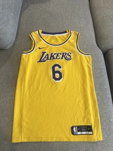 Nike Los Angeles Lakers LeBron James Trikot #6 Größe 40 Small Gelb Logo NBA - Bild 1 von 10