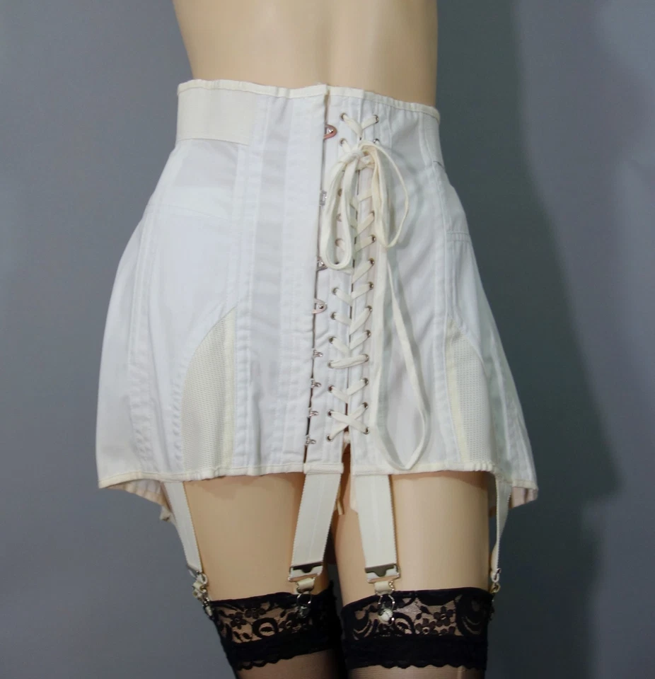 Cinto espartilho desossado vintage~c1950~SEARS~ PLUS tamanho 38 XL-1X frontal com cadarço aberto botto - Imagem 1 de 4