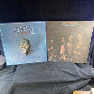 The Eagles lot of 2 records vinyl 1973 Desperado and 1976 Eagles Greatest Hits Foto 1 de 4