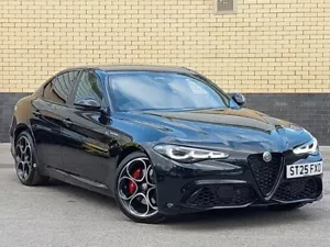2025 Alfa Romeo Giulia 2.0 Turbo Veloce 4dr Auto Saloon Petrol Automatic - Picture 1 of 19