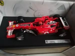 1:18 FERRARI F2005 M.SCHUMACHER - Foto 1 di 10