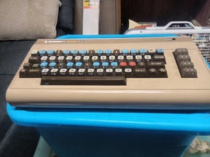 Vintage Commodore 64 Keyboard Brown Computer Very Nice - Picture 1 of 12