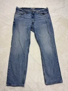 Levi’s Jeans Mens 40 Blue Denim Straight Athletic Fit 40x30 Stretch Light Wash - Picture 1 of 18