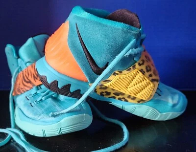 Niños Jóvenes 5.5 Nike Kyrie Zapatos de Baloncesto Turquesa BQ4630 300 Parte Superior Alta Naranja Foto 1 de 4