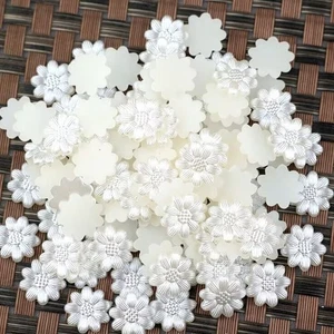 200 Ivory Acrylic Pearl FlatBack Sunflower Cabochon 13mm Scrapbook Craft - Picture 1 of 4