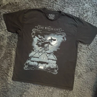 Camiseta negra con gráfico de rencor artesanal Foto 1 de 4