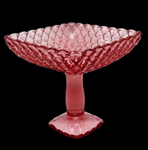 Enrejado de diamante rosa L.E. Centro de mesa Smith de compota de vidrio prensado para frutas - Imagen 1 de 10