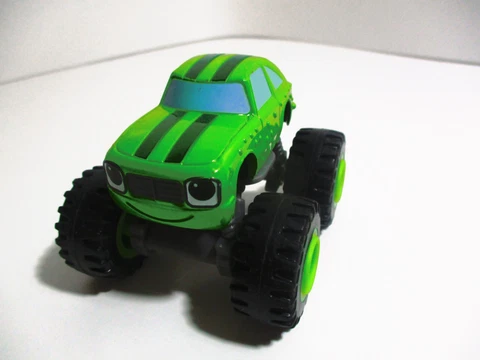 Blaze and the Monster Machines Pickle Vehicle 2014 Cover