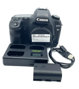 USED Canon EOS 5D Mark II DSLR Body - Afbeelding 1 van 6