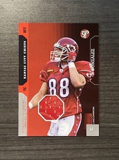 2005 Topps Tony Gonzalez Game Worn Jersey Card /500