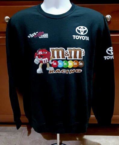 M&M's Kyle Busch Joe Gibbs Racing Toyota Team Issued Medium Sweatshirt NASCAR Cover