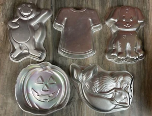 VINTAGE 70s & 90s WILTON CAKE PAN LOT OF 5 MIXED SIZES SEE PIC - Picture 1 of 22