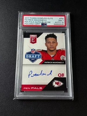 PATRICK MAHOMES PSA 7/10 2017 PANINI DONRUSS ELITE PEN PALS BLUE INK ROOKIE AUTO - Image 1 of 2