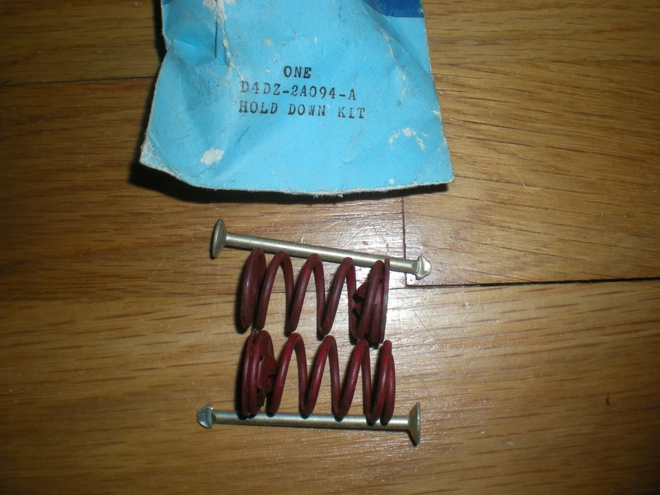 Kit de sujeción de zapata de freno trasero Ford Maverick 1974-1977 D4DZ-2A094-A nuevo de lote Foto 1 de 1